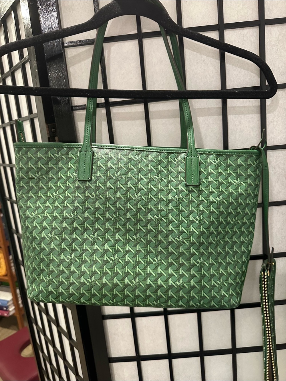 Tory Burch Ever-Ready Green Patterned Tote Bag - Picture 5 of 7